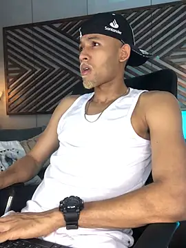 B Wild online show from 21, 10, 2025