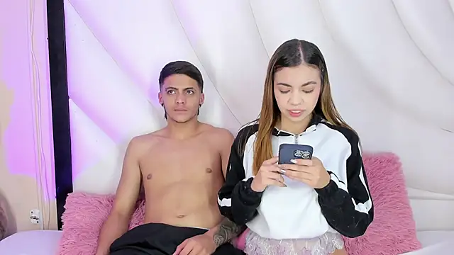 Snapshot of LoganMiller69 chatting on 17, 11, 2025 LoganMiller69 online show from 17, 11, 2025