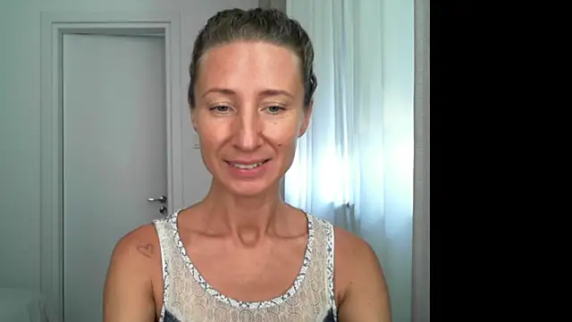 Snapshot of Paevoa chatting on 22, 9, 2025 Paevoa online show from 22, 9, 2025