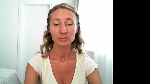 Snapshot of Paevoa chatting on 14, 10, 2025 Paevoa online show from 14, 10, 2025