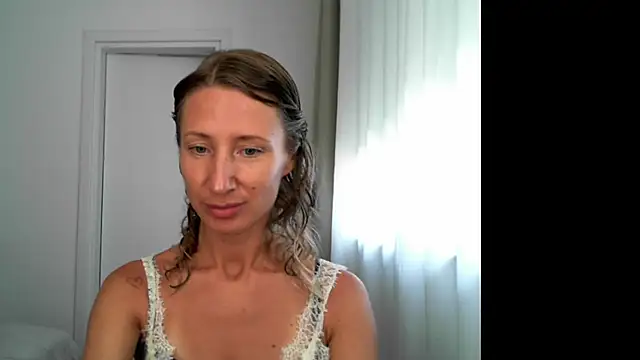 Snapshot of Paevoa chatting on 2, 10, 2025 Paevoa online show from 2, 10, 2025