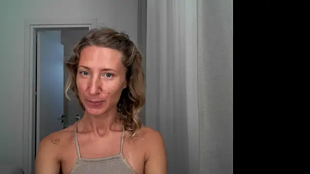 Snapshot of Paevoa chatting on 26, 9, 2025 Paevoa online show from 26, 9, 2025