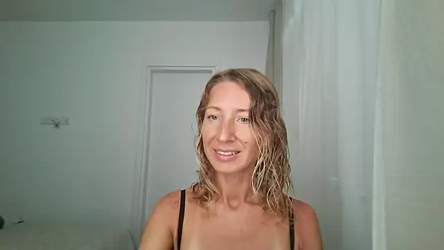 Snapshot of Paevoa chatting on 9, 9, 2025 Paevoa online show from 9, 9, 2025