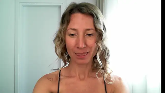 Snapshot of Paevoa chatting on 24, 3, 2026 Paevoa online show from 24, 3, 2026