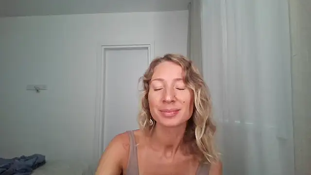 Snapshot of Paevoa chatting on 10, 9, 2025 Paevoa online show from 10, 9, 2025