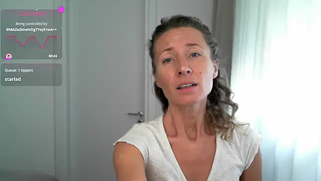 Snapshot of Paevoa chatting on 5, 12, 2025 Paevoa online show from 5, 12, 2025