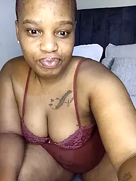 Snapshot of ThickAmy chatting on 19, 9, 2025 ThickAmy online show from 19, 9, 2025