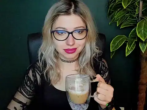 loveHeidi online show from 2, 12, 2025