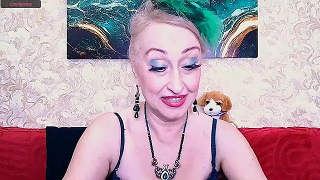  Sara  Smith  online show from 30, 5, 2026