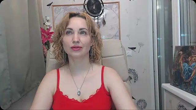 Snapshot of KatrinAlluring chatting on 20, 10, 2025 KatrinAlluring online show from 20, 10, 2025