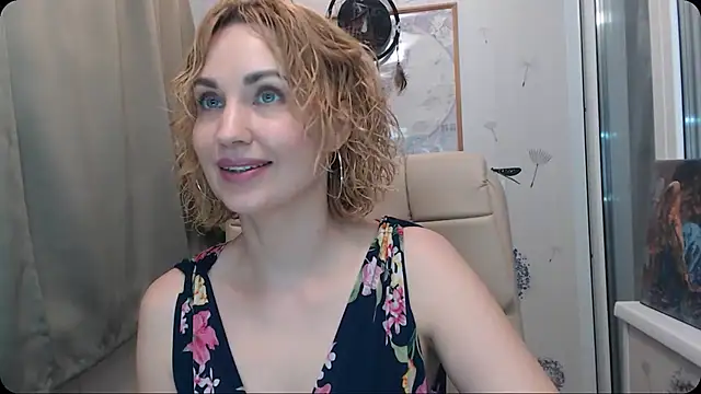 Snapshot of KatrinAlluring chatting on 2, 10, 2025 KatrinAlluring online show from 2, 10, 2025