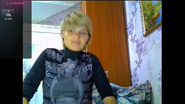 SaraSnow  online show from 22, 9, 2025