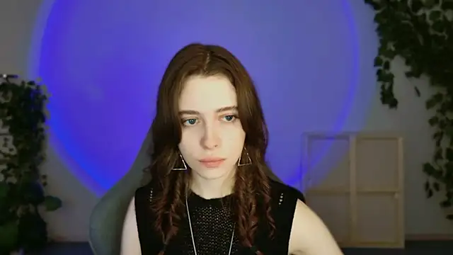 Yoka paradoXXX online show from 7, 11, 2025