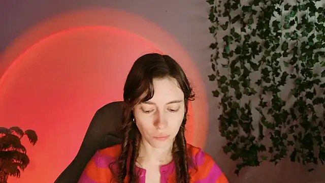 Yoka paradoXXX online show from 19, 9, 2025