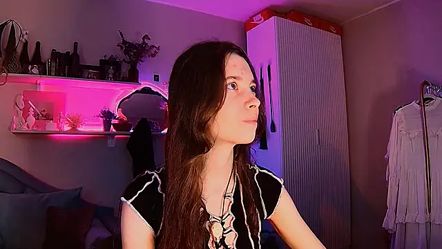Yoka paradoXXX online show from 5, 5, 2026
