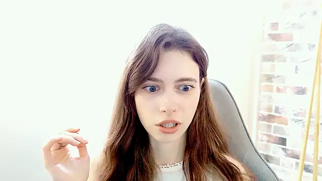 Yoka paradoXXX online show from 10, 9, 2025