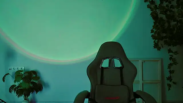 Yoka paradoXXX online show from 24, 10, 2025