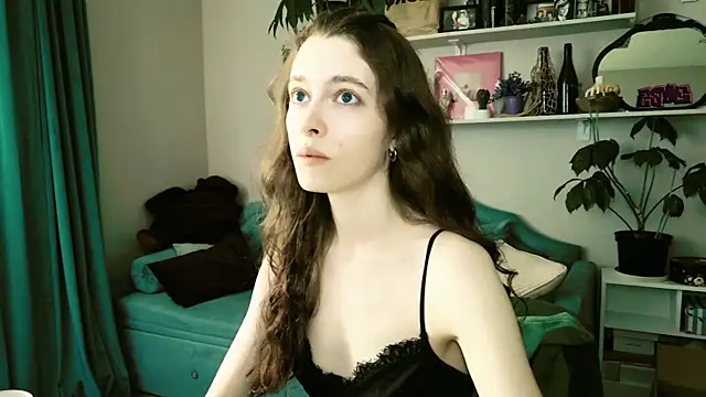 Yoka paradoXXX online show from 4, 6, 2026