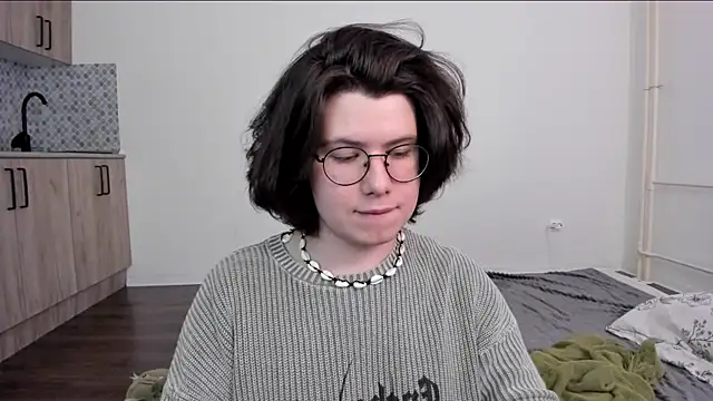 Derek Shameless online show from 5, 4, 2026