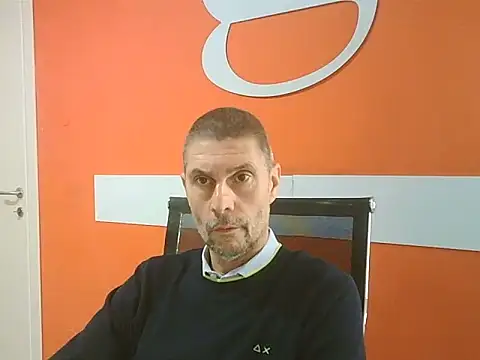 Snapshot of max79ve31 chatting on 14, 11, 2025 max79ve31 online show from 14, 11, 2025