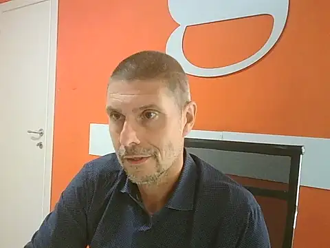 Snapshot of max79ve31 chatting on 22, 9, 2025 max79ve31 online show from 22, 9, 2025