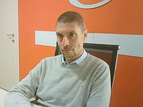 Snapshot of max79ve31 chatting on 9, 10, 2025 max79ve31 online show from 9, 10, 2025