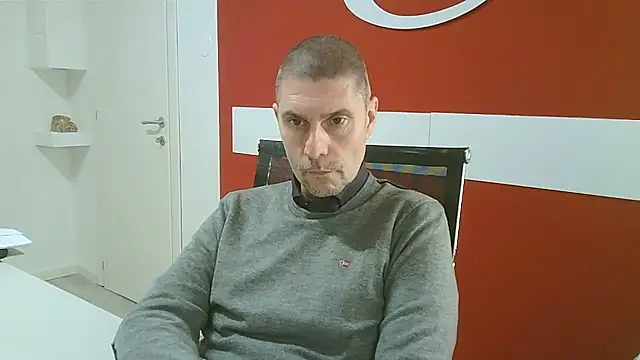 Snapshot of max79ve31 chatting on 12, 1, 2026 max79ve31 online show from 12, 1, 2026