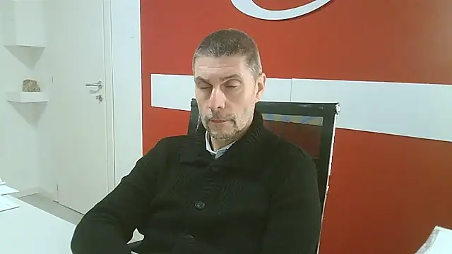 Snapshot of max79ve31 chatting on 8, 1, 2026 max79ve31 online show from 8, 1, 2026