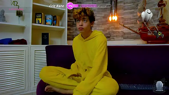 Snapshot of PoisonGuys chatting on 15, 11, 2025 PoisonGuys online show from 15, 11, 2025