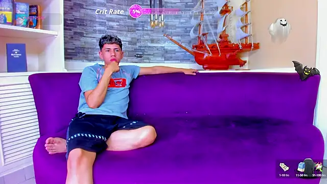 Snapshot of PoisonGuys chatting on 8, 11, 2025 PoisonGuys online show from 8, 11, 2025