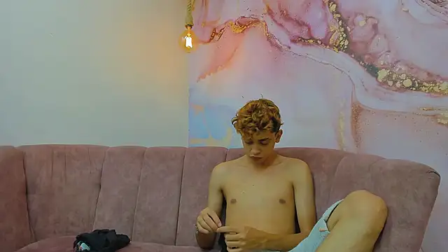 Snapshot of PoisonGuys chatting on 13, 9, 2025 PoisonGuys online show from 13, 9, 2025