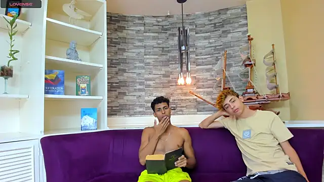 Snapshot of PoisonGuys chatting on 5, 10, 2025 PoisonGuys online show from 5, 10, 2025