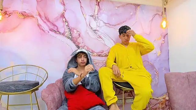 Snapshot of PoisonGuys chatting on 18, 9, 2025 PoisonGuys online show from 18, 9, 2025