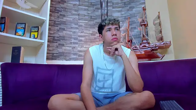 Snapshot of PoisonGuys chatting on 27, 11, 2025 PoisonGuys online show from 27, 11, 2025