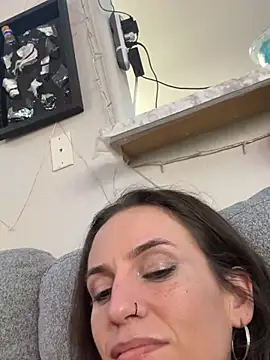 icy pisces online show from 11, 1, 2026