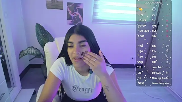 Snapshot of amarasilk_ chatting on 6, 7, 2026 amarasilk online show from 6, 7, 2026