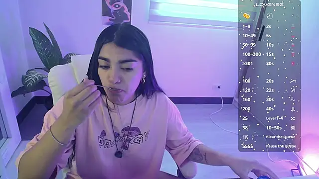 Snapshot of amarasilk_ chatting on 25, 6, 2026 amarasilk online show from 25, 6, 2026