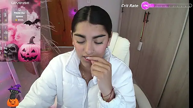 amarasilk  online show from 6, 11, 2025