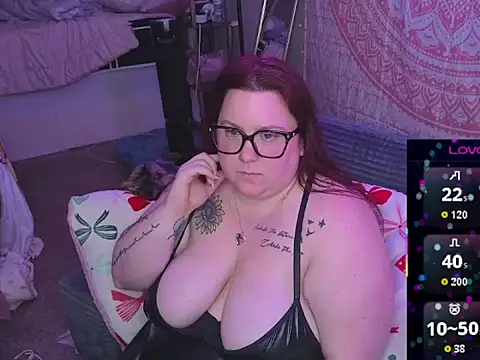 brookenicole3003 online show from 4, 6, 2026