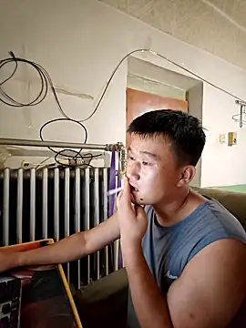 Fengbaby-555 online show from 12, 9, 2025