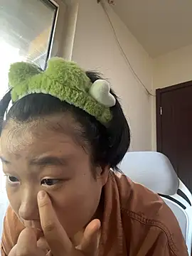 Fengbaby-555 online show from 25, 11, 2025