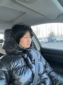 Fengbaby-555 online show from 17, 12, 2025