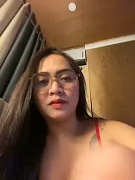 yourdevilsweettsx online show from 7, 11, 2025