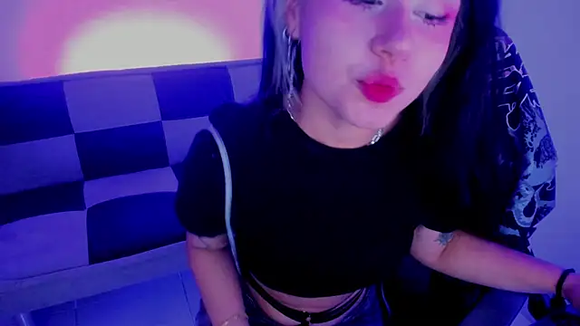 GwenHazel online show from 15, 9, 2025