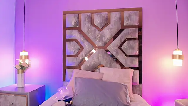 Electra Gosselin online show from 23, 9, 2025