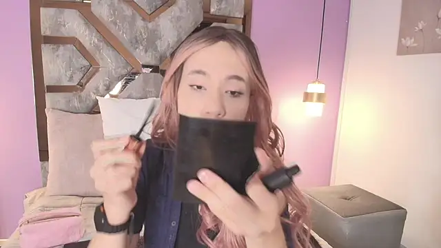 Electra Gosselin online show from 3, 10, 2025