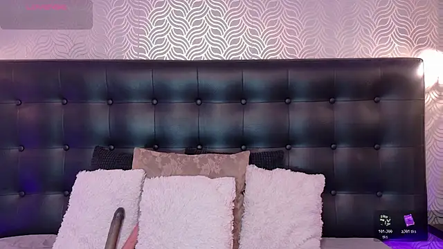 NaiaraMasson  online show from 8, 11, 2025