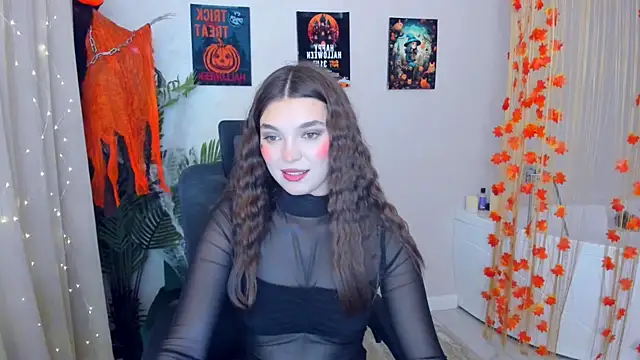 DivineAmour online show from 13, 10, 2025