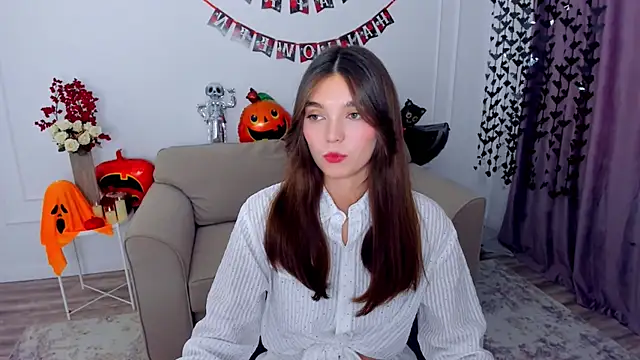 DivineAmour online show from 17, 10, 2025