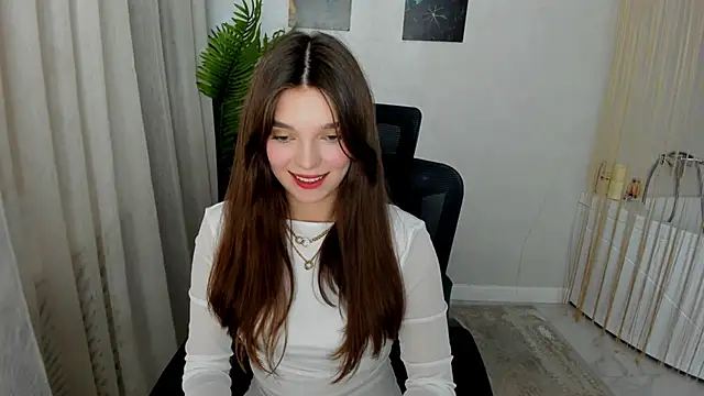 DivineAmour online show from 18, 11, 2025